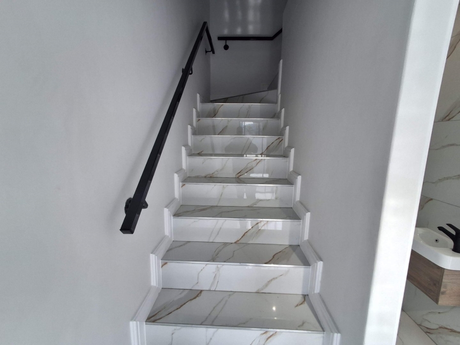 3 Bedroom Property for Sale in Sandown Western Cape
